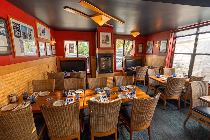 Duke's Seafood Greenlake