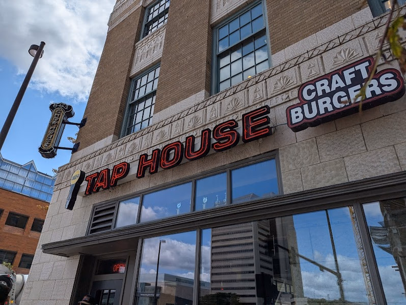 Omaha Tap House - Downtown