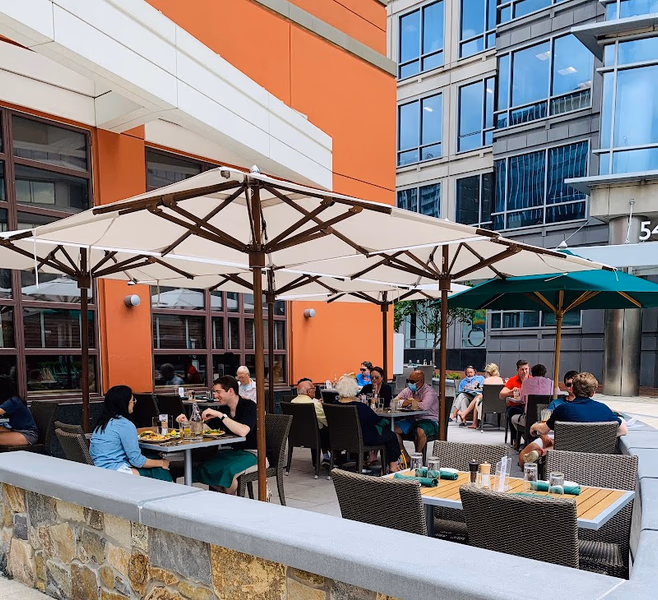 Clyde's of Chevy Chase