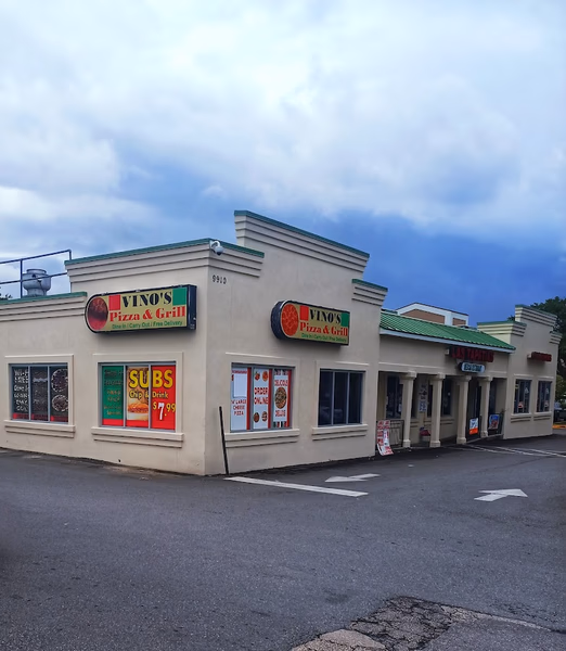 Vino's Pizza & Grill