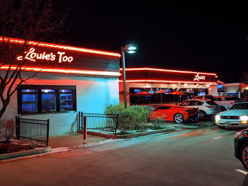 Louie's Grill & Bar