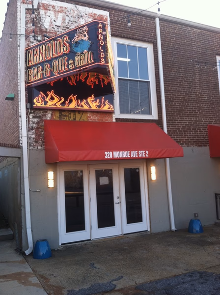 ARNOLD’S BBQ & GRILL