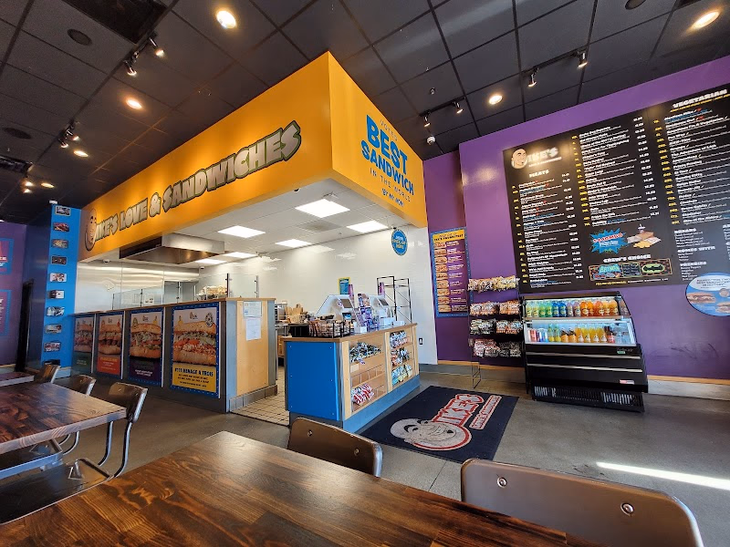 Ike's Love & Sandwiches
