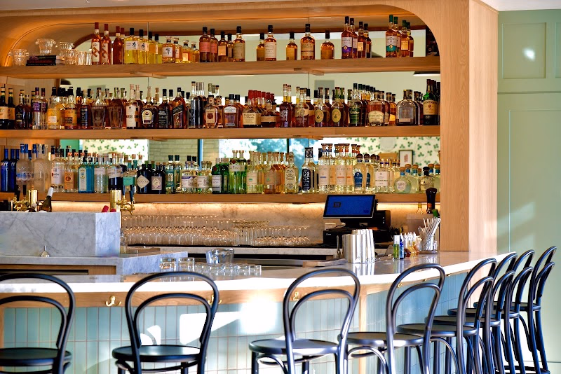 Sellands Neighborhood Cafe & Bar