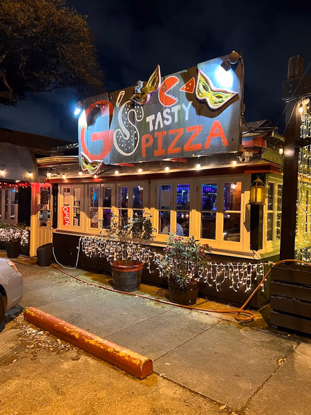 G's Pizza