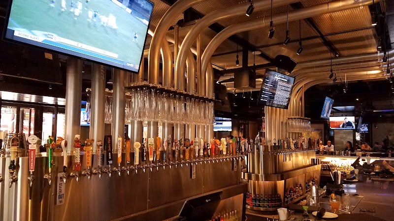 Yard House