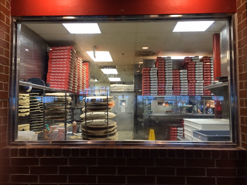 Hideaway Pizza